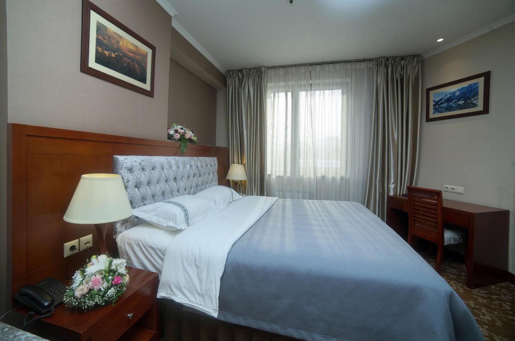 Grand Voyage Hotel Almaty Pokoj fotografie