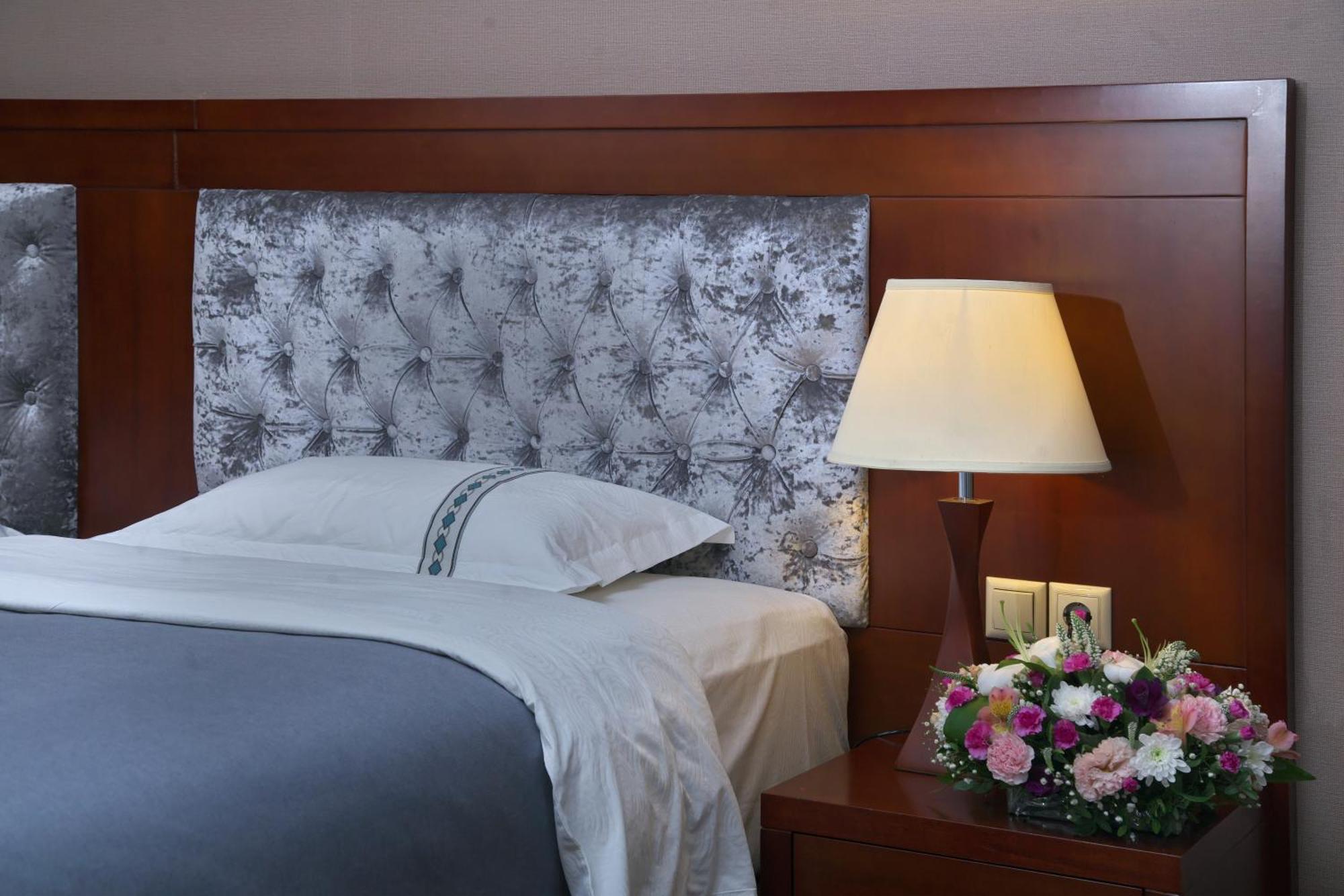 Grand Voyage Hotel Almaty Exteriér fotografie
