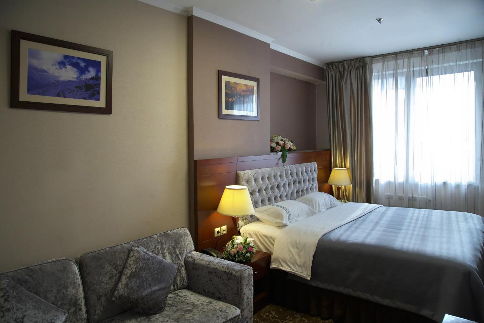 Grand Voyage Hotel Almaty Exteriér fotografie